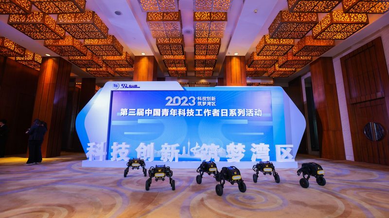 数据湖与数据仓库：构建企业大数据平台的两大支柱